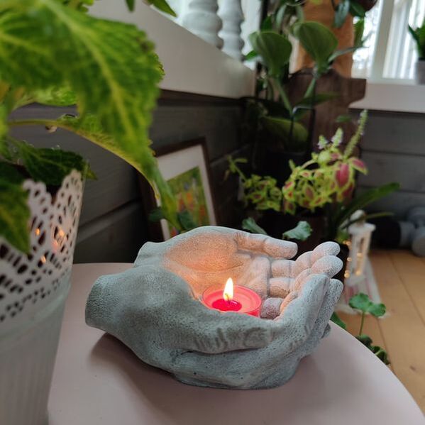 candle reiki room